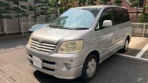 2003 Toyota Noah
