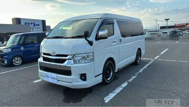 2023 Toyota Hiace Wagon