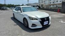 2016 Toyota Crown Hybrid