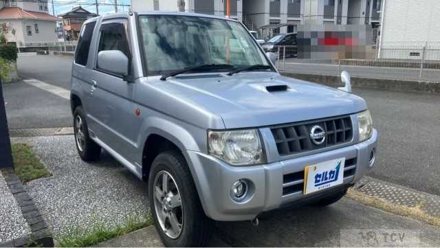 2010 Nissan KIX
