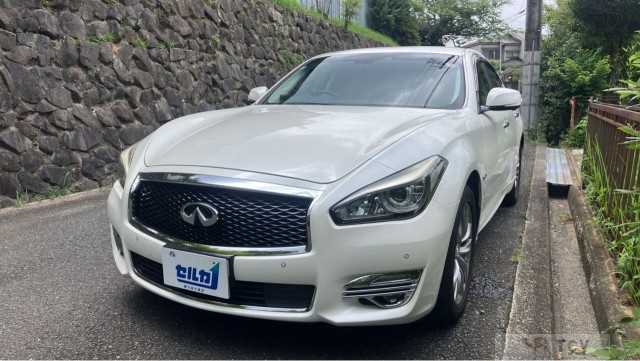 2016 Nissan Fuga