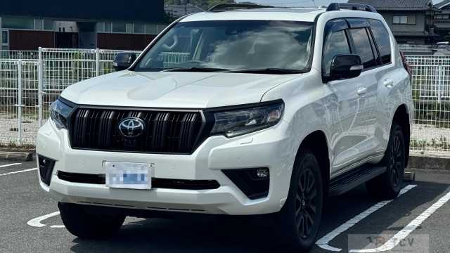 2023 Toyota Land Cruiser Prado