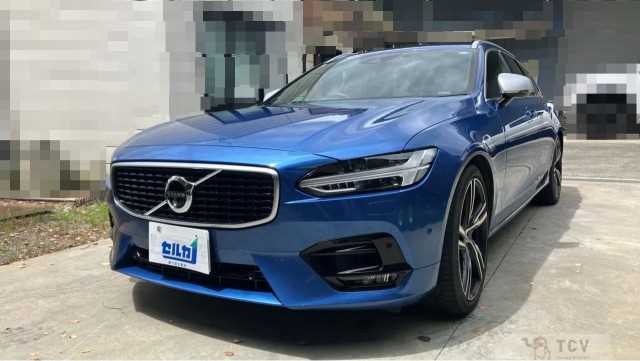 2017 Volvo V90