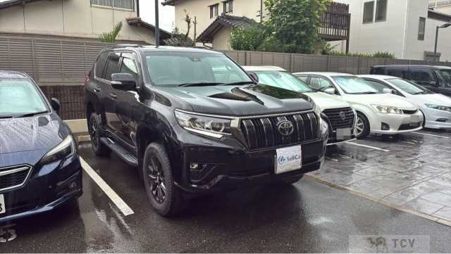 2022 Toyota Land Cruiser Prado