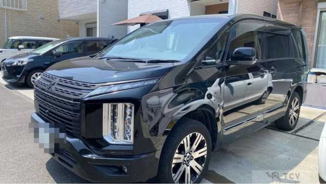 2019 Mitsubishi Delica D5