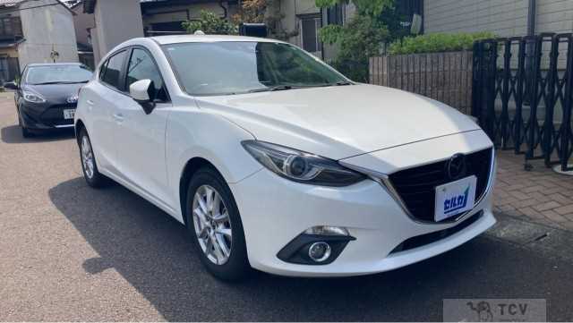 2015 Mazda Axela