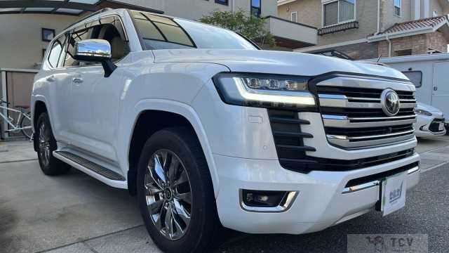 2023 Toyota Land Cruiser