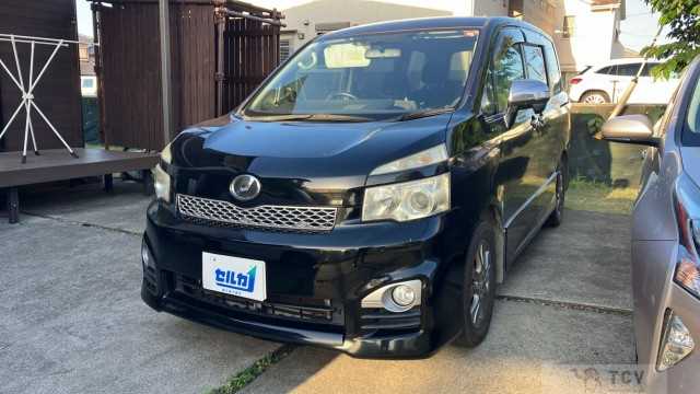 2012 Toyota Voxy