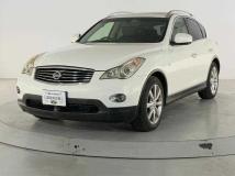 2013 Nissan SKYLINE CROSSOVER