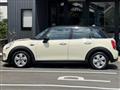 2017 BMW MINI