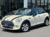 2017 BMW MINI