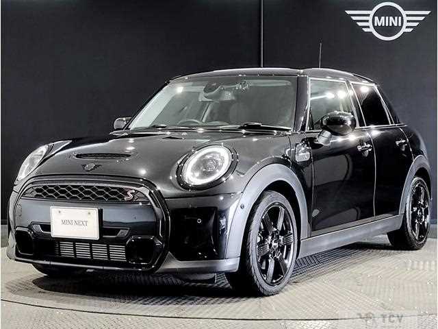 2022 BMW MINI