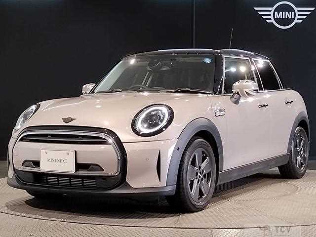 2022 BMW MINI
