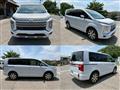 2025 Mitsubishi Delica D5