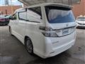 2013 Toyota Vellfire