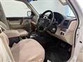 2006 Mitsubishi Pajero