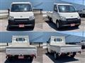 2013 Toyota Liteace Truck