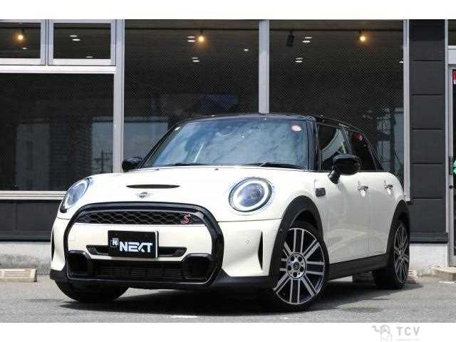 2022 BMW MINI