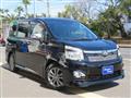 2013 Toyota Voxy