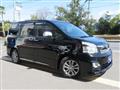2013 Toyota Voxy