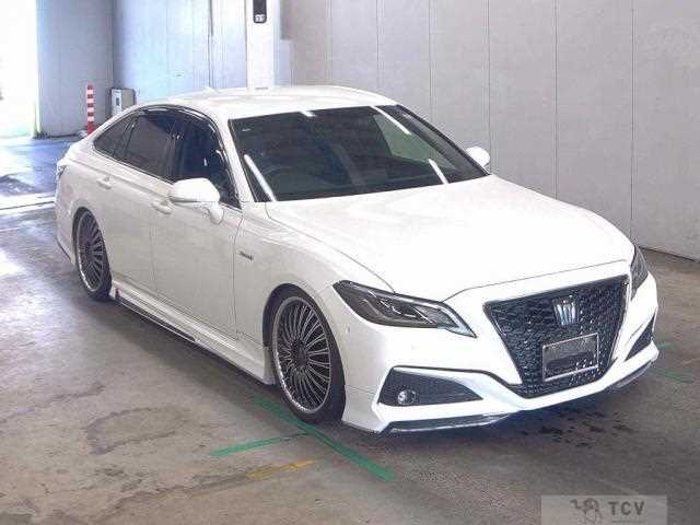 2020 Toyota Crown Hybrid