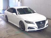 2020 Toyota Crown Hybrid