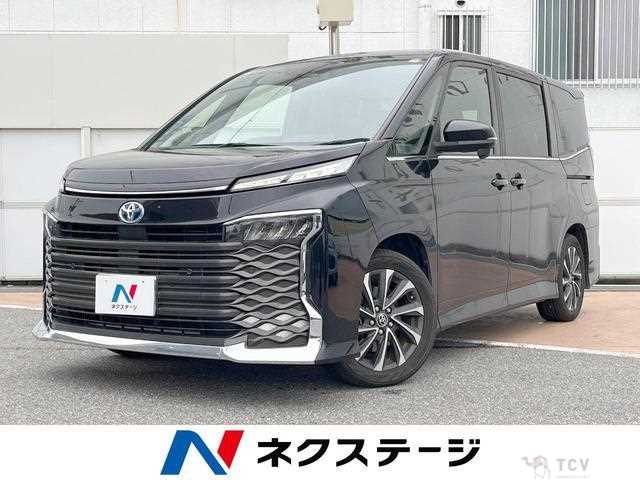 2022 Toyota Voxy