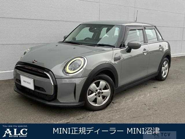 2022 BMW MINI