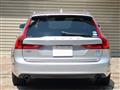 2017 Volvo V90