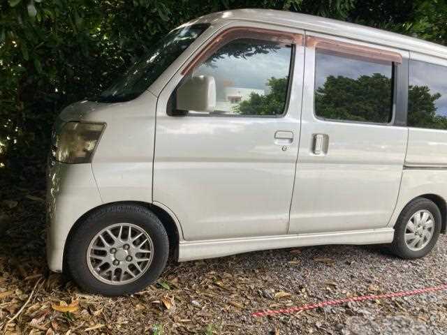 2007 Daihatsu Atrai Wagon