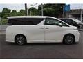 2015 Toyota Vellfire