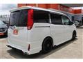 2015 Toyota Noah