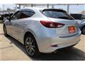 2017 Mazda Axela