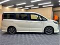 2017 Toyota Noah