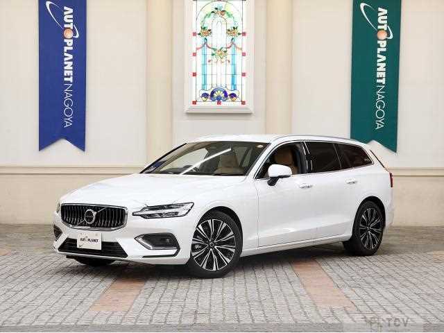 2025 Volvo V60