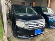 2013 Honda Step WGN