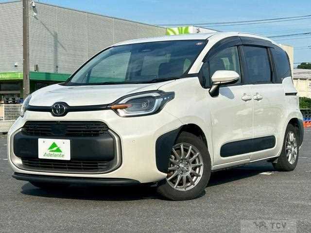 2022 Toyota Sienta