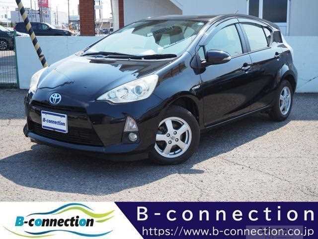 2013 Toyota AQUA