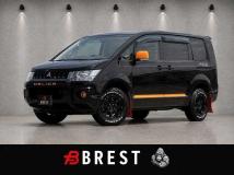 2017 Mitsubishi Delica D5
