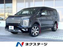 2019 Mitsubishi Delica D5