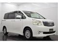 2012 Toyota Noah