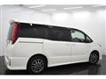 2014 Toyota Noah