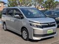 2017 Toyota Voxy
