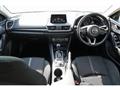 2017 Mazda Axela