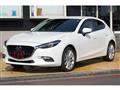 2017 Mazda Axela