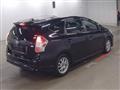 2014 Toyota PRIUS α