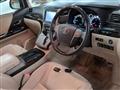 2012 Toyota Alphard Hybrid