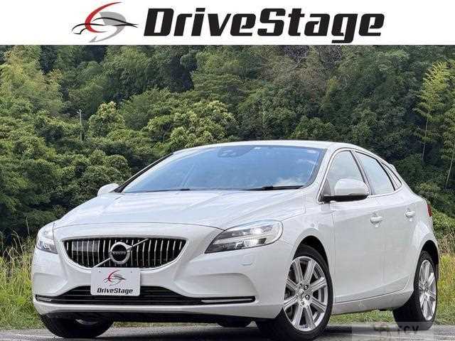 2017 Volvo V40