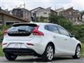 2017 Volvo V40