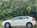2017 Volvo V40